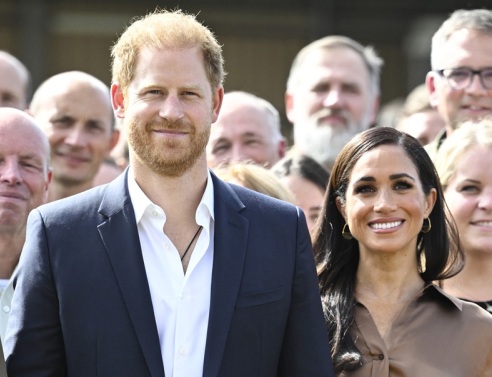 Ανοίγει ο δρόμος για τη βασιλική επανένωση; - Τα παιδιά των Sussexes ένα βήμα πιο κοντά στον παππού τους