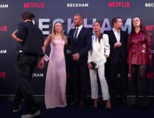 Το viral βίντεο που εξηγεί τη ρήξη: η «παγωμένη» Νίκολα Πελτζ στο πλευρό των Μπέκαμ