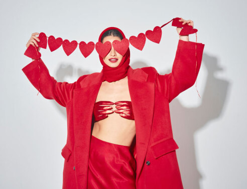 Γιατί οι εφαρμογές γνωριμιών δεν μας φέρνουν πάντα πιο κοντά