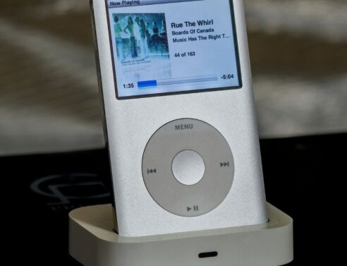 Η επιστροφή του iPod δείχνει τι πραγματικά λείπει από την εποχή των streaming