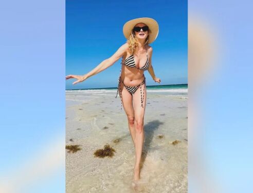 Μπικίνι, γιόγκα και νέος έρωτας για τη Χέδερ Γκράχαμ στο Μεξικό