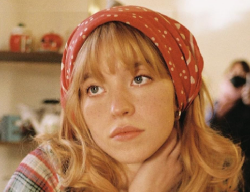 Αποτυχημένη πρεμιέρα για την «Americana» με τη Σίντνεϊ Σουίνι στον απόηχο της διαφήμισης της American Eagle