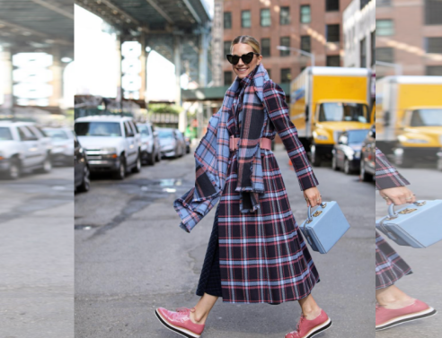 Το καρό παλτό επιστρέφει ανανεωμένο και γίνεται ξανά το πιο κομψό κομμάτι του χειμώνα