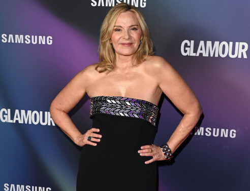 Kim Cattrall | H σπάνια εμφάνισή της στο κόκκινο χαλί με τον 50χρονο σύντροφό της, Russell Thomas