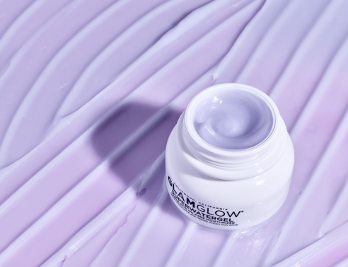 Το GLAMGLOW SUPERWATERGEL Clarifying Triple-Acid Oil-Free Moisturizer είναι το νέo σας ενυδατικό τζελ που μπορείτε να κάνετε τα πάντα, καθώς προσφέρει Low-Dose οξέα και High-Impact αποτελέσματα.