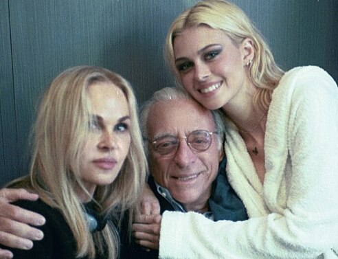 Claudia Heffner και Nelson Peltz: Μερικές πληροφορίες για τους γονείς της Nicola Peltz που παντρεύτηκε τον Brooklyn Beckham.