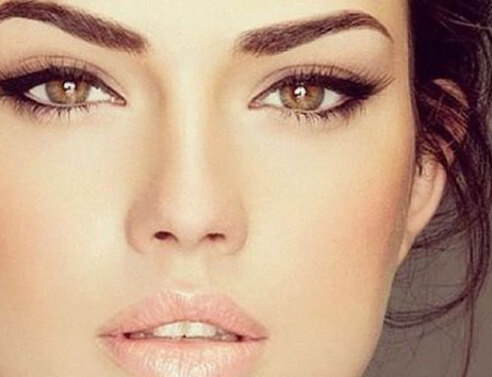 7+1 tips για όμορφα, μεγαλύτερα μάτια