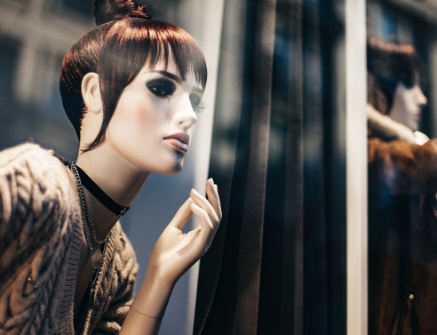 mannequin-2600292_1920.jpg