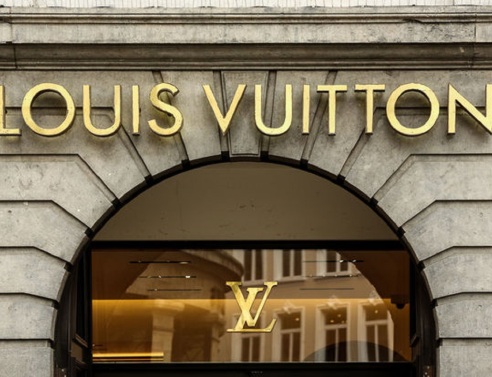 Πέθανε ο Αλέν Σεβαλιέ, ιδρυτής της Louis Vuitton Moët Hennessy  (εικόνα)