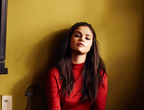 selena-gomez-photoshoot-hd-my-2560x1700.jpg