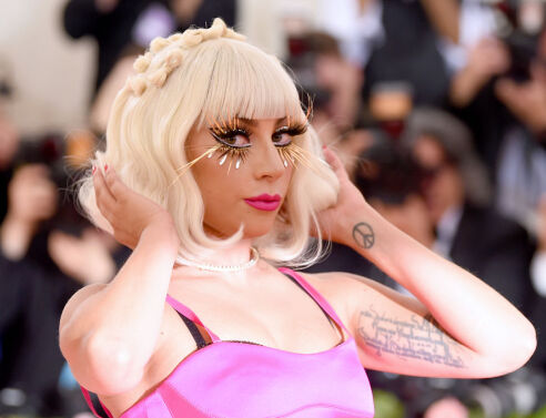 Met Gala 2019: Οι πιο εντυπωσιακές εμφανίσεις στο ροζ (!) χαλί