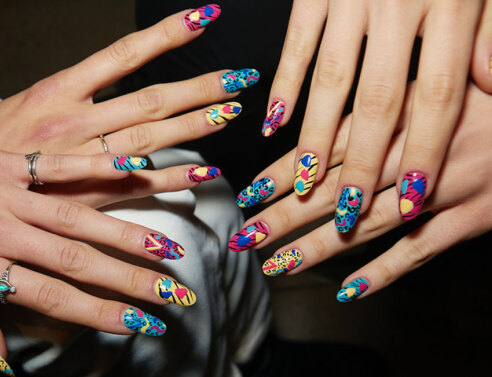 ©Instagram @misspopnails