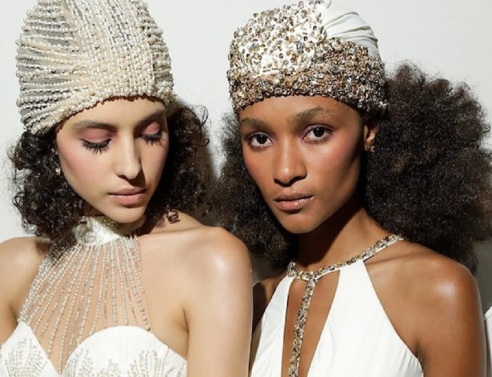 Δύο μοντέλα στην Εβδομάδα Μόδας του Σάο Πάολο