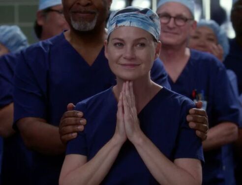 Η ηθοποιός Ellen Pompeo ως Μέρεντιθ στη σειρά Grey's Anatomy