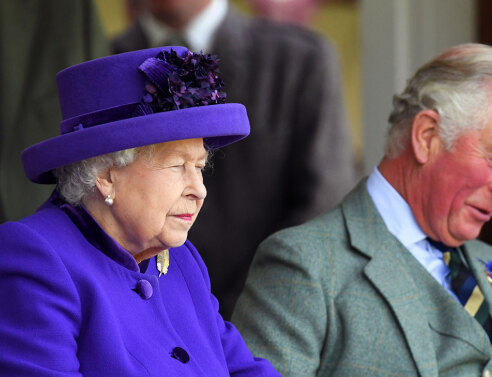 Βασίλισσα Ελισάβετ, πρίγκιπας Κάρολος