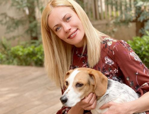 Ζέτα Μακρυπούλια: Έλληνες διάσημοι γιορτάζουν στην καραντίνα