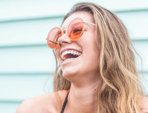 7 τρόποι να διατηρήσεις την καλοκαιρινή σου λάμψη