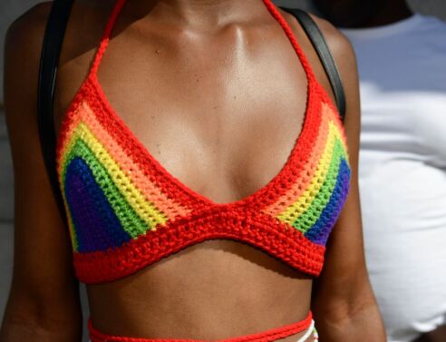 Μπικίνι: ο δημιουργός και η ιστορία του μαγιό που άλλαξε τους ενδυματολογικούς κανόνες των διακοπών