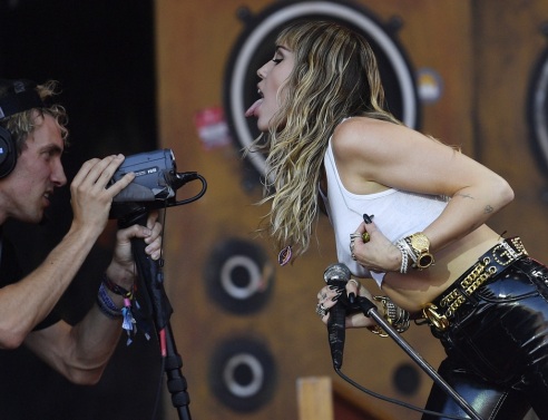 Μάιλι Σάιρους