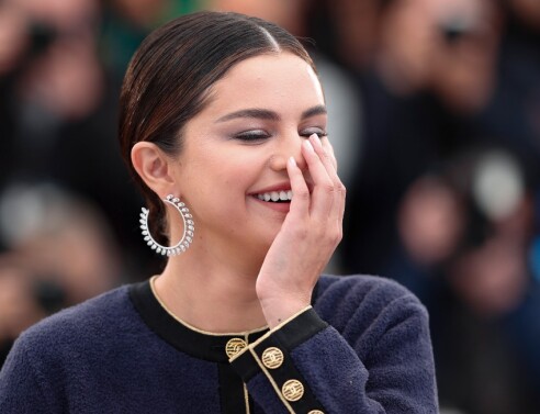 Σελένα Γκόμεζ: Κυκλοφορεί τον Σεπτέμβριο η σειρά καλλυντικών της