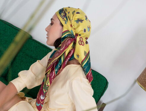 Μαντήλια και αξεσουάρ του brand Zografos