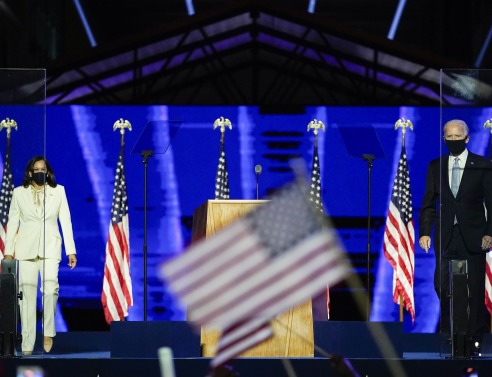 biden-haris-2-min.jpg