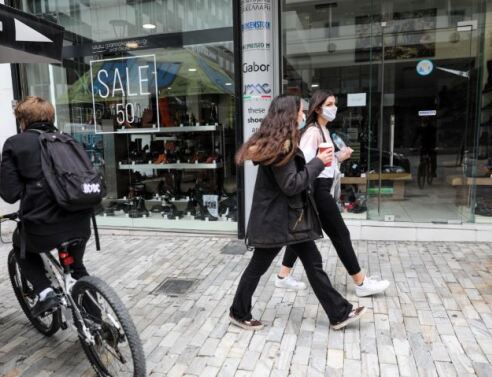 Στιγμιότυπο στην Ερμού 