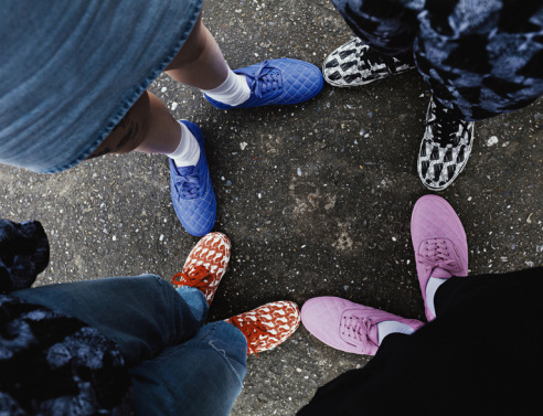 Vans και Opening Ceremony παρουσιάζουν την πρώτη κοινή συλλογή ένδυσης, υπόδησης και αξεσουάρ, παγκοσμίως.