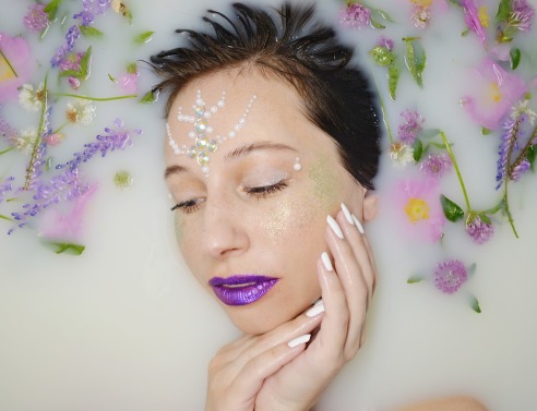 5 μυστικά ομορφιάς της αρχαιότητας που δουλεύουν ακόμα