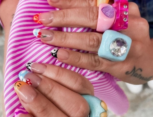 Κοννυ Μεταξα Instagram