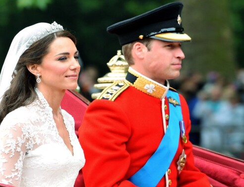 Ο πρίγκιπας Ουίλιαμ και η Κέιτ Μίντλετον στον γάμο τους