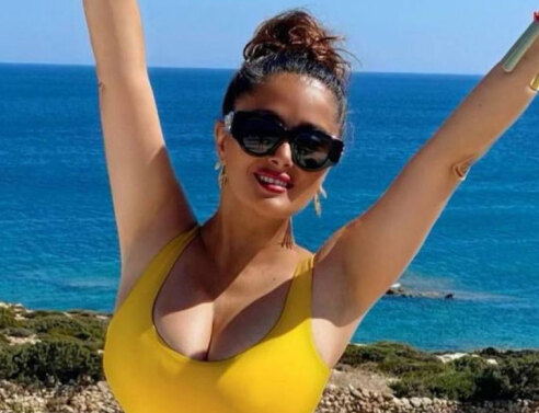 Η Σάλμα Χάγιεκ και το «πληθωρικό» της στήθος