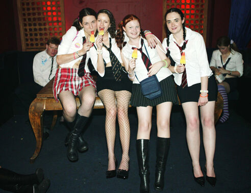 Το σχολικό dresscode είναι το πιο απρόβλεπτο trend του 2021