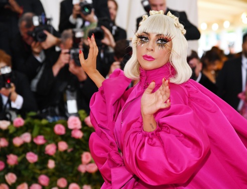 Η Lady Gaga στο Met Gala 2019