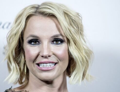 Μπρίτνεϊ Σπίαρς: Τώρα τα βάζει με τη μητέρα της, κατηγορώντας την ότι κρύβεται πίσω από την ιδέα της «κηδεμονίας»