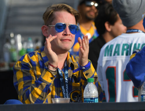 Μακόλεϊ Κάλκιν: Περπάτησε σε επίδειξη του οίκου Gucci - Πώς είναι σήμερα