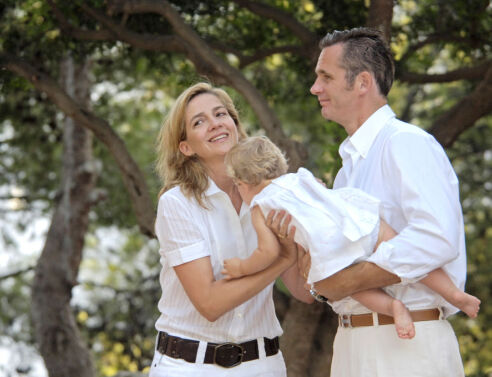 Διαζύγιο για την πριγκίπισσα Χριστίνα της Ισπανίας με τον Ινιάκι Ουρδαγαρίν μετά τη δημοσιοποίηση εξωσυζυγικής σχέσης του τελευταίου. 