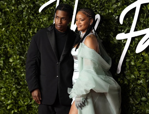 Rihanna και Asap Rocky στα Fashion Awards, 2019