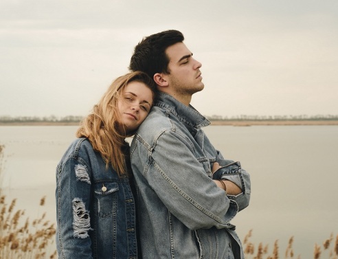 Ένα ζευγάρι. 