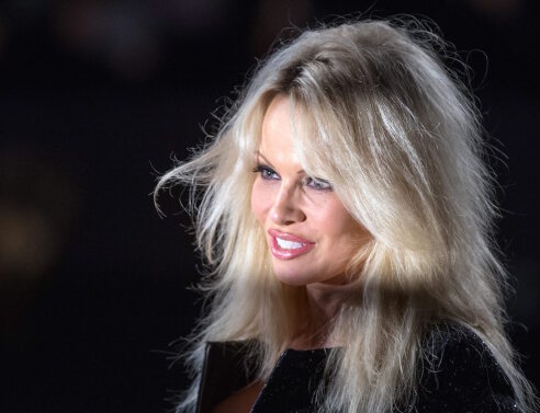 Pam & Tommy και Impeachment: American Crime Story: Μερικές σκέψεις περί μισογυνισμού με αφορμή τις δύο τηλεοπτικές σειρές. 