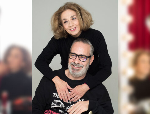 Ο makeup artist Βαγγέλης Θώδος και η συγγραφέας Μανίνα Ζουμπουλάκη