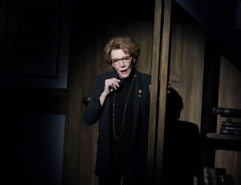 Η ηθοποιός, Μάρω Κοντού