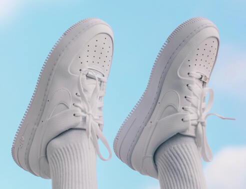 Λευκά αθλητικά παπούτσια