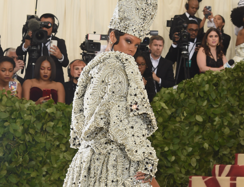 Το φετινό Met Gala ήταν θεϊκό