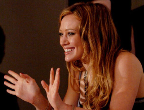 Η Χίλαρι Νταφ