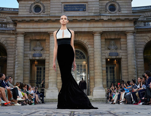 Les années folles: Είδαμε το σόου της Σίλιας Κριθαριώτη στο Παρίσι