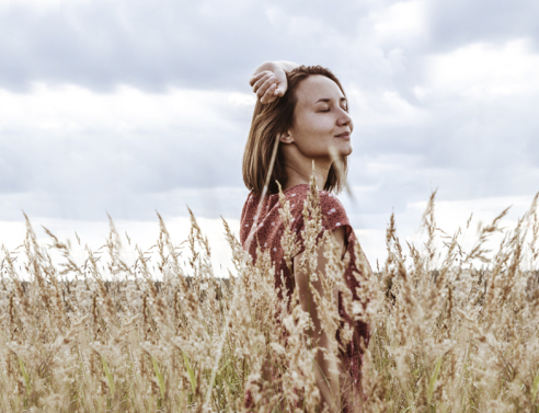 γυναίκα σε στάχυα 