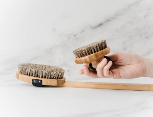 Πώς να κάνουμε απολέπιση σε όλο το σώμα μας