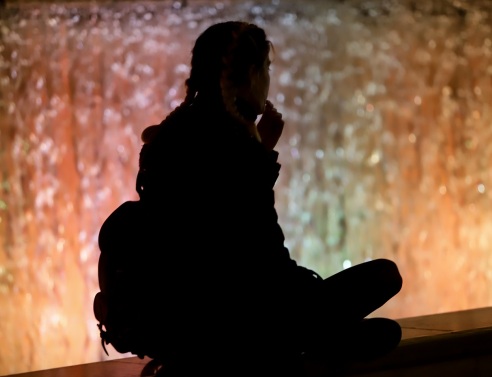 Γιατί είναι ωραίο να περνάς μόνος το Πάσχα