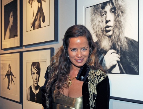 Τζέιντ Τζάγκερ: Πρόστιμο 2.200 ευρώ επιβλήθηκε στην κόρη του Μικ Τζάγκερ των Rolling Stones, για επίθεση σε αστυνομικό στην Ίμπιζα.